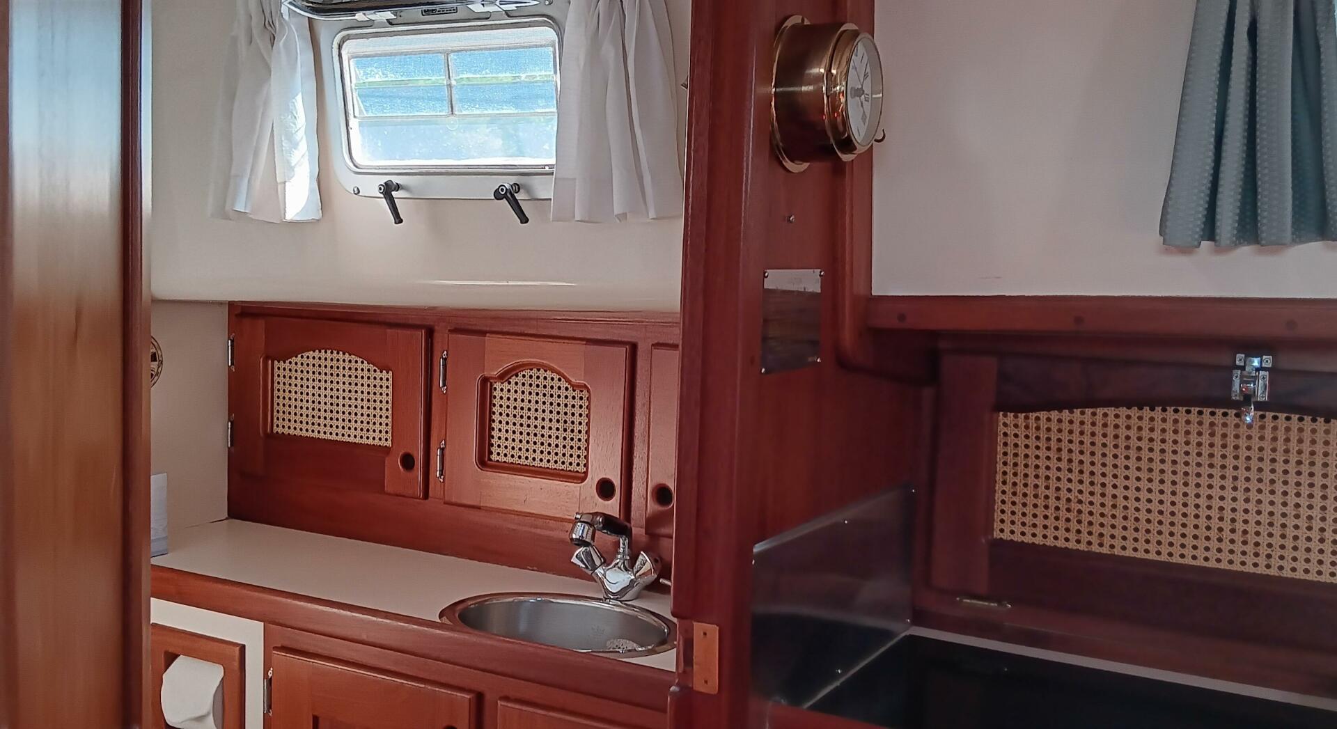 Rhythm 31ft Gozzard Yacht For Sale
