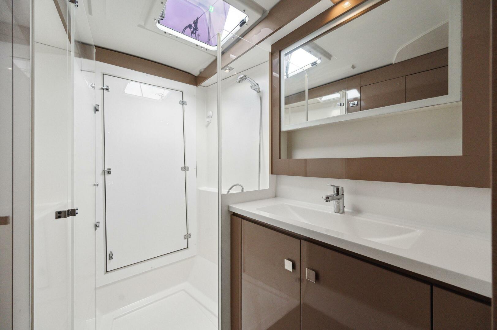 38ft Fountaine Pajot Yacht For Sale