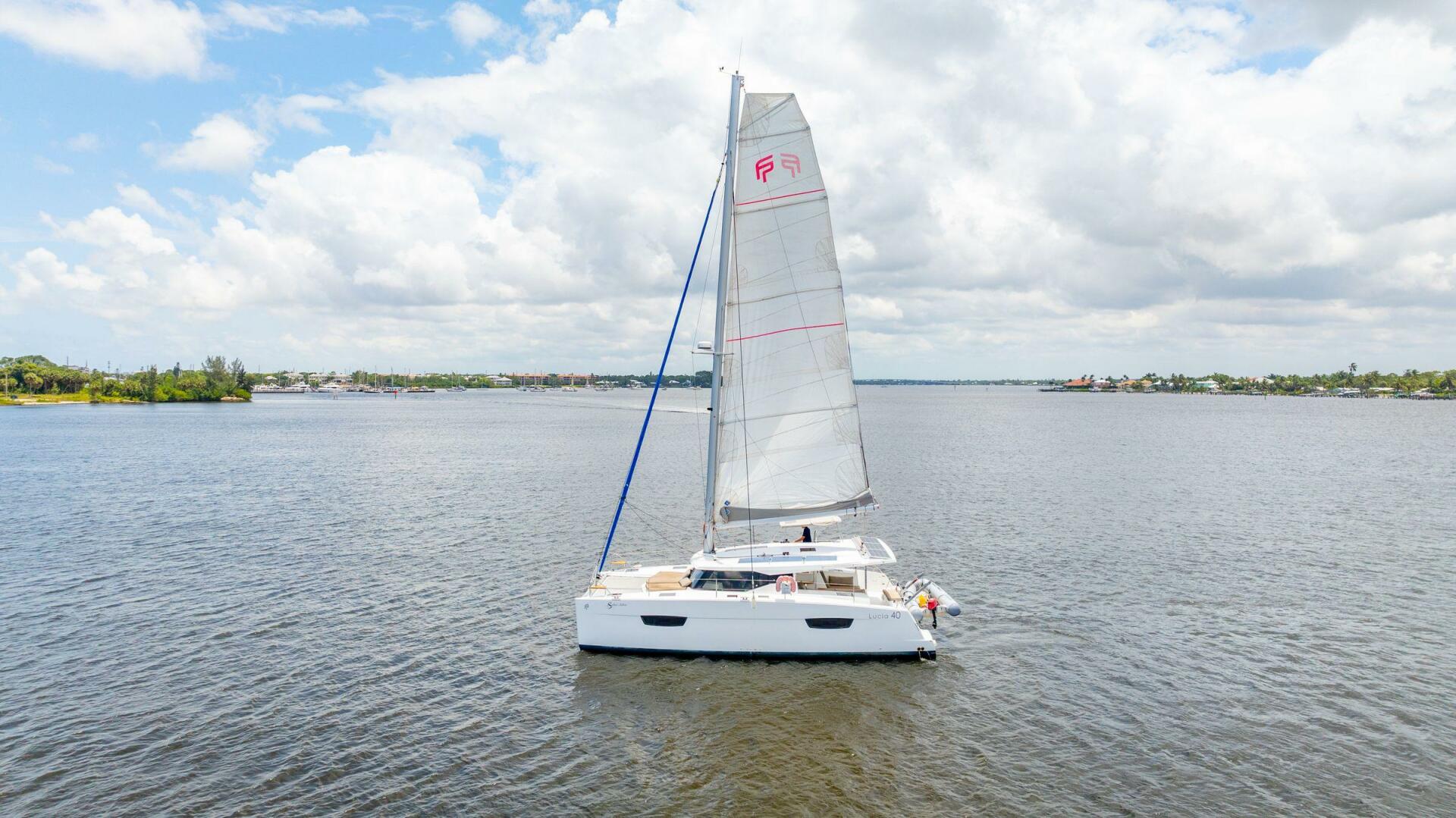 38ft Fountaine Pajot Yacht For Sale