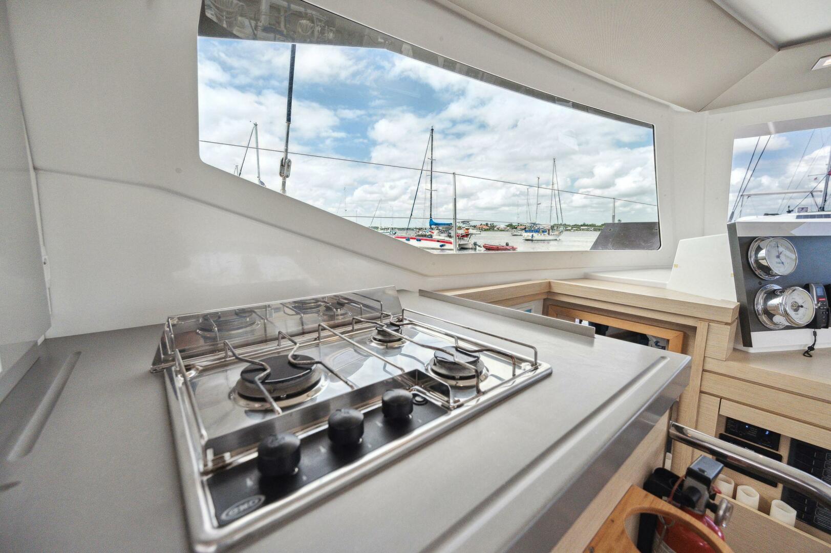 38ft Fountaine Pajot Yacht For Sale