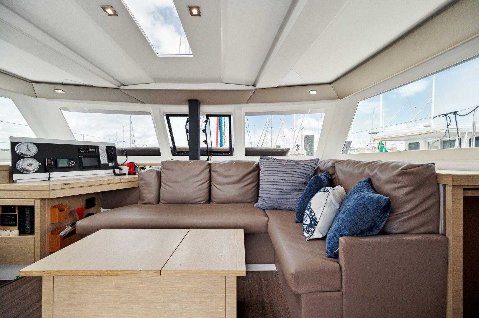 38ft Fountaine Pajot Yacht For Sale