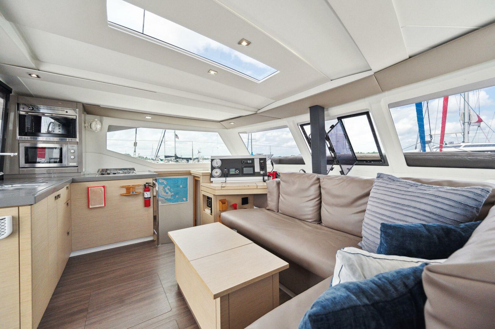 38ft Fountaine Pajot Yacht For Sale