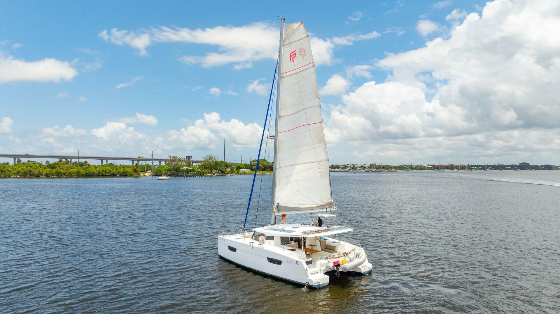 38ft Fountaine Pajot Yacht For Sale