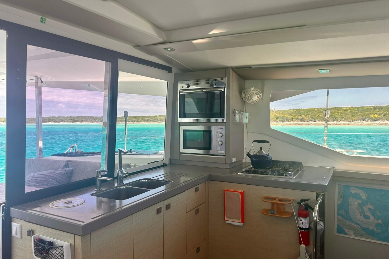 2018-fountaine-pajot-lucia-40-sail-9942752-20250911112409360