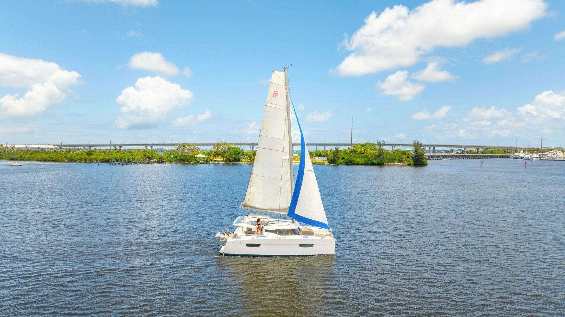 38ft Fountaine Pajot Yacht For Sale