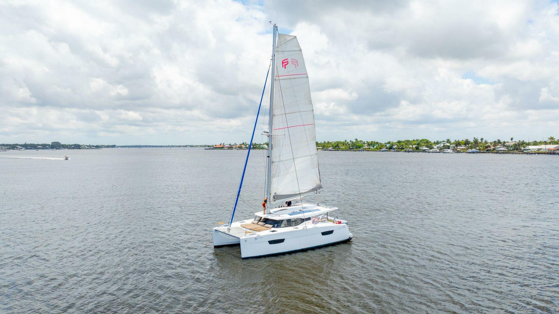 38ft Fountaine Pajot Yacht For Sale