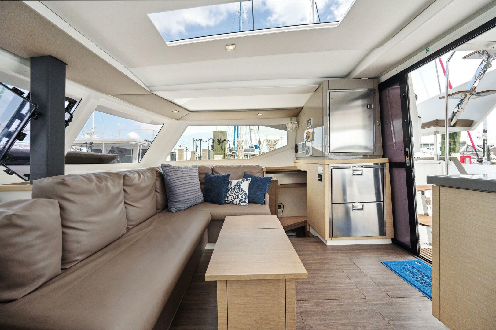 38ft Fountaine Pajot Yacht For Sale
