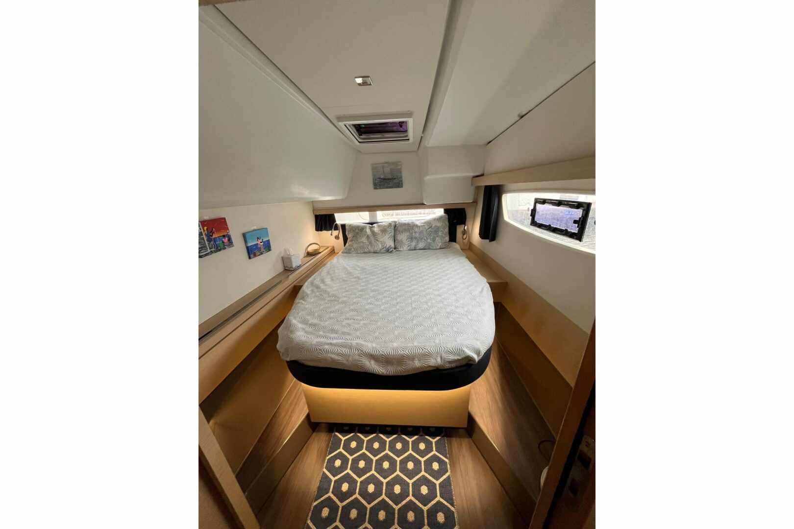 38ft Fountaine Pajot Yacht For Sale