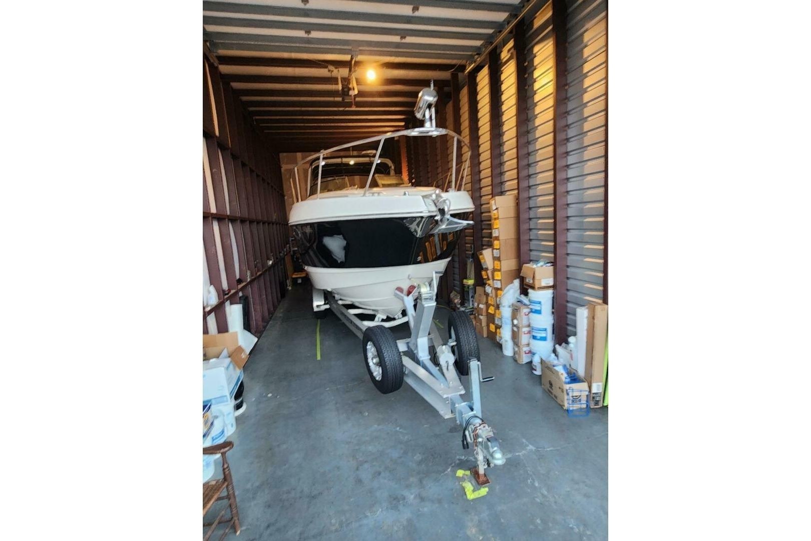Clean Getaway 31ft Chaparral Yacht For Sale
