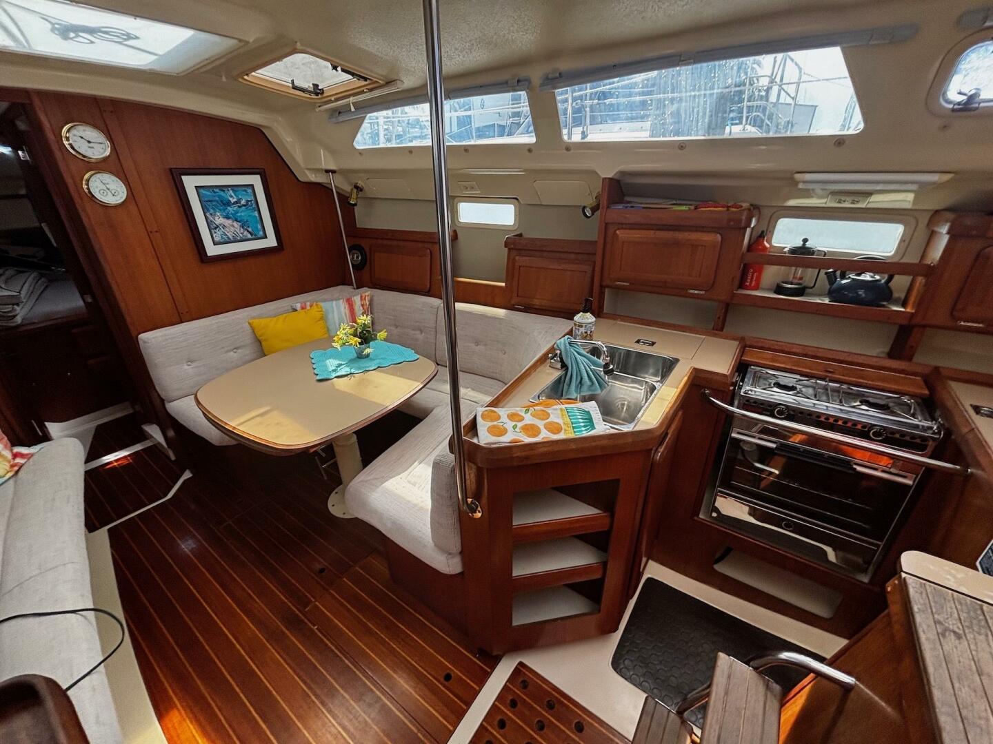 Sky Catcher 34ft Hunter Yacht For Sale