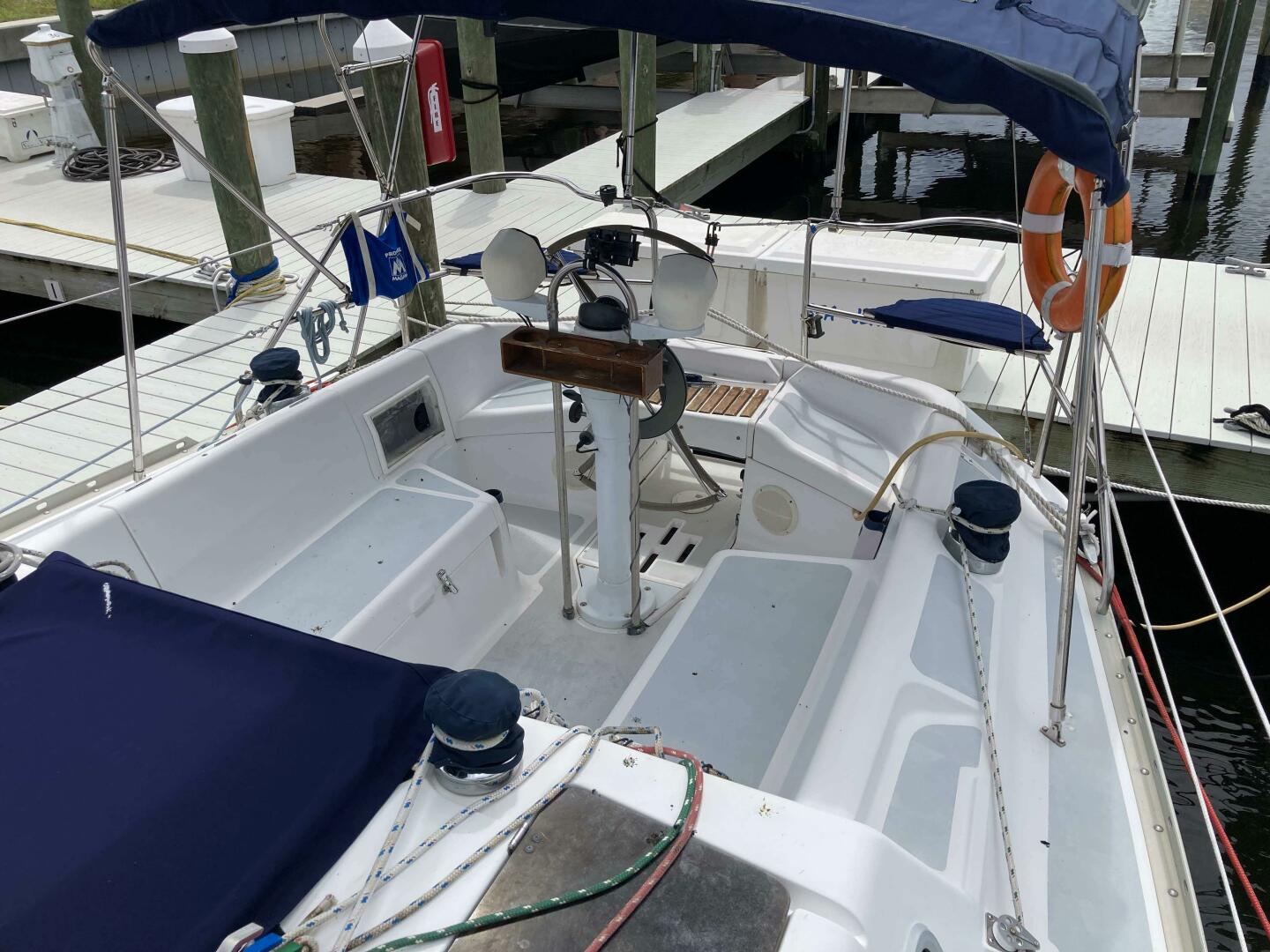 Sky Catcher 34ft Hunter Yacht For Sale