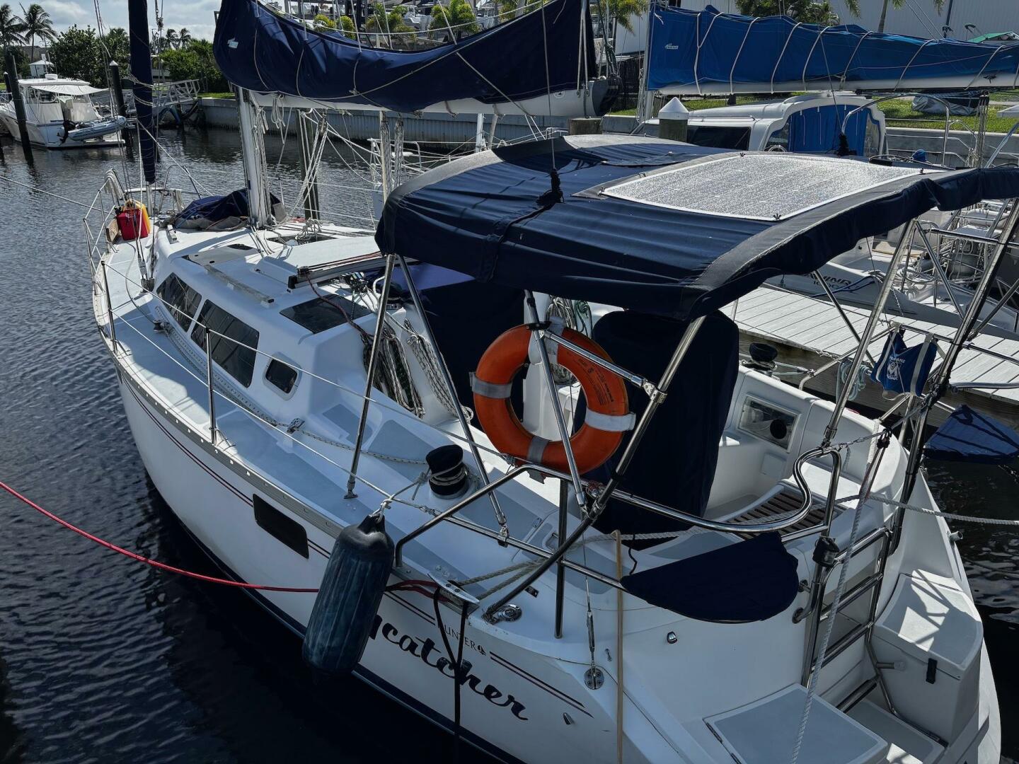 Sky Catcher 34ft Hunter Yacht For Sale