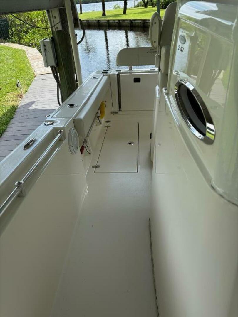 24ft Cobia Yacht For Sale