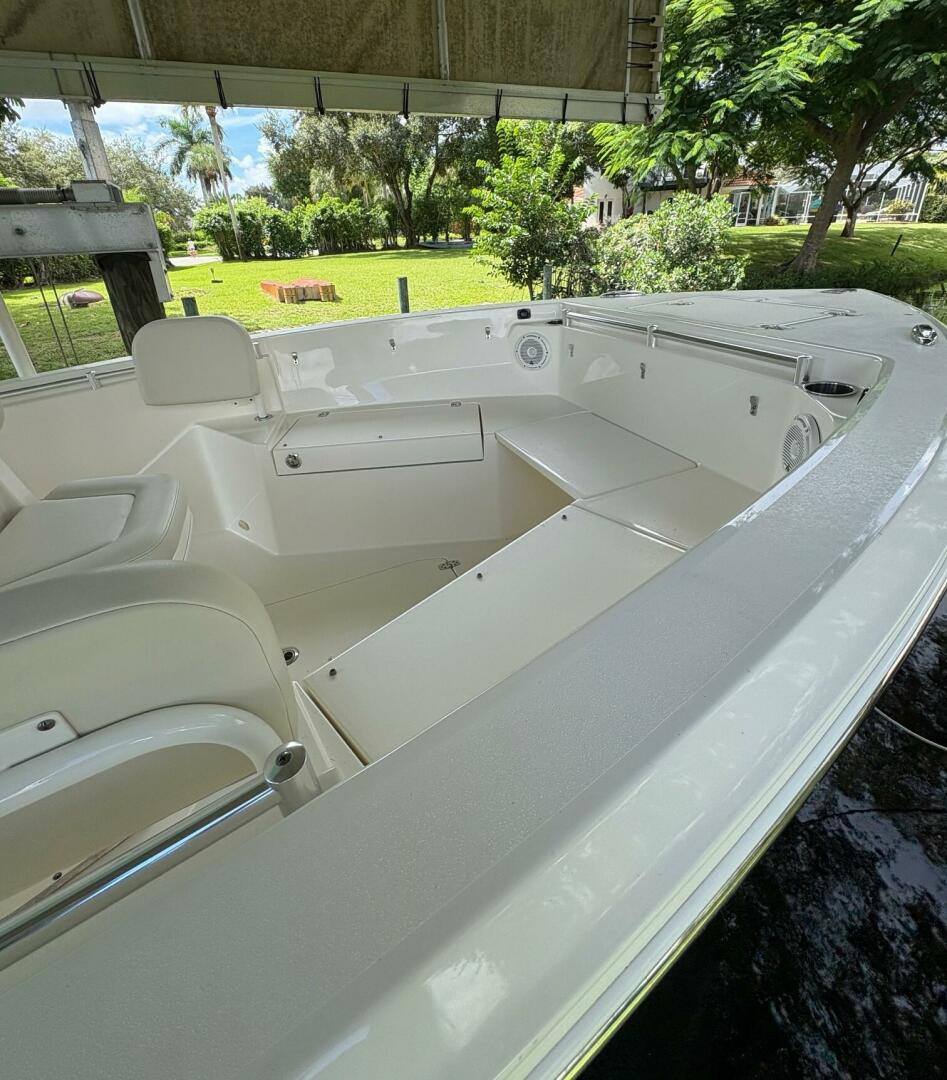 24ft Cobia Yacht For Sale