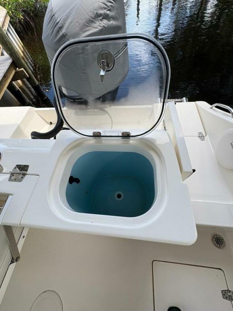 24ft Cobia Yacht For Sale