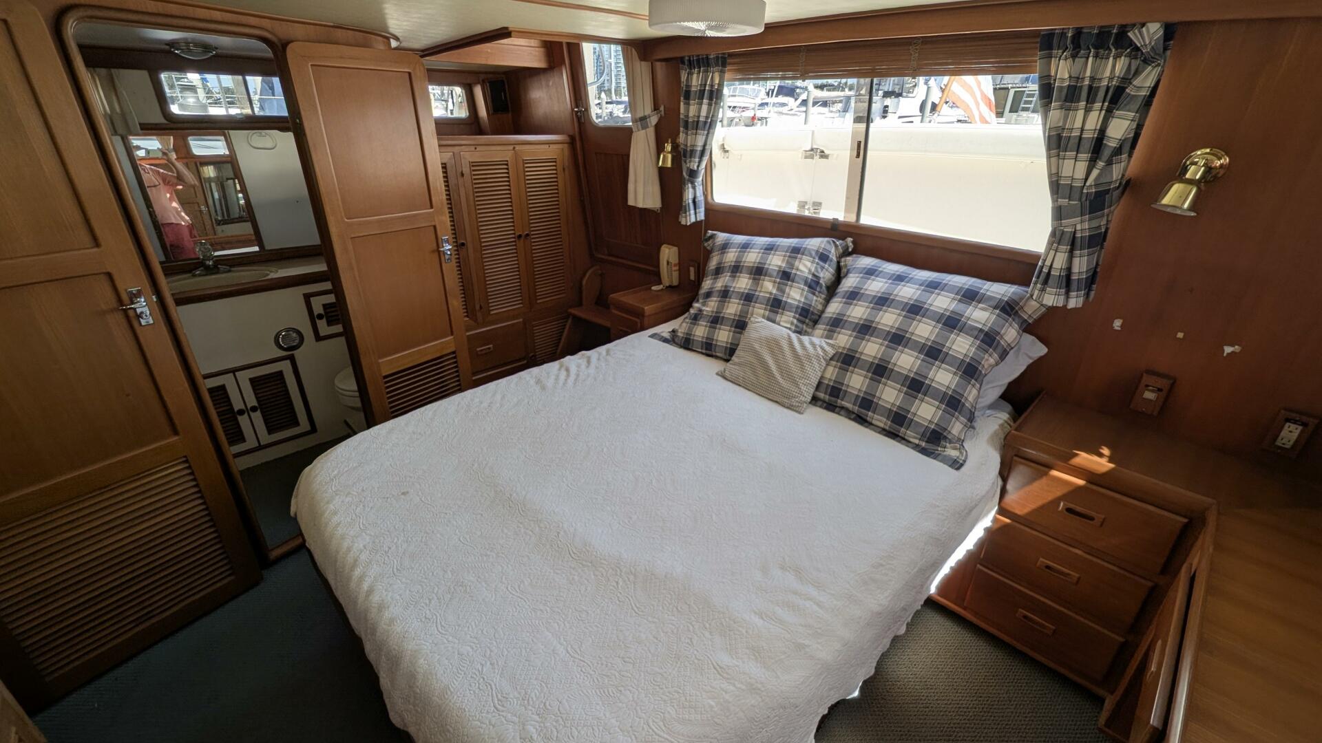 Fishers Folly IV 48ft Offshore Yachts Yacht For Sale