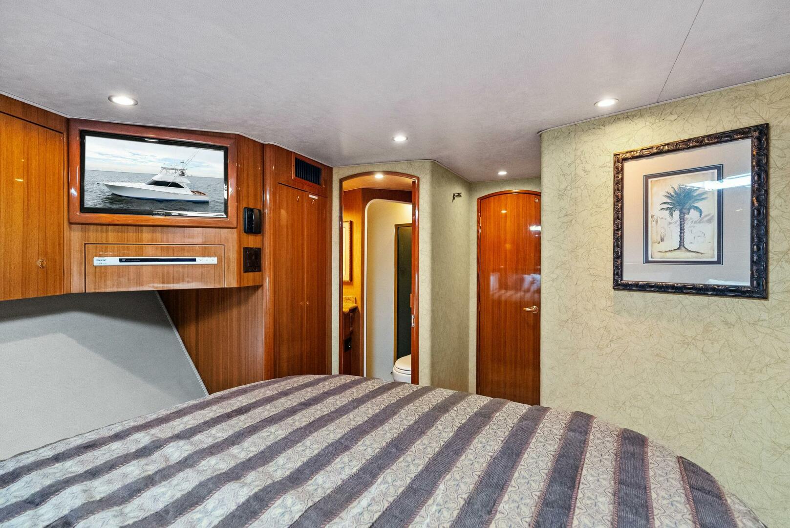 2006 Viking 61 Convertible KNOT ON CALL