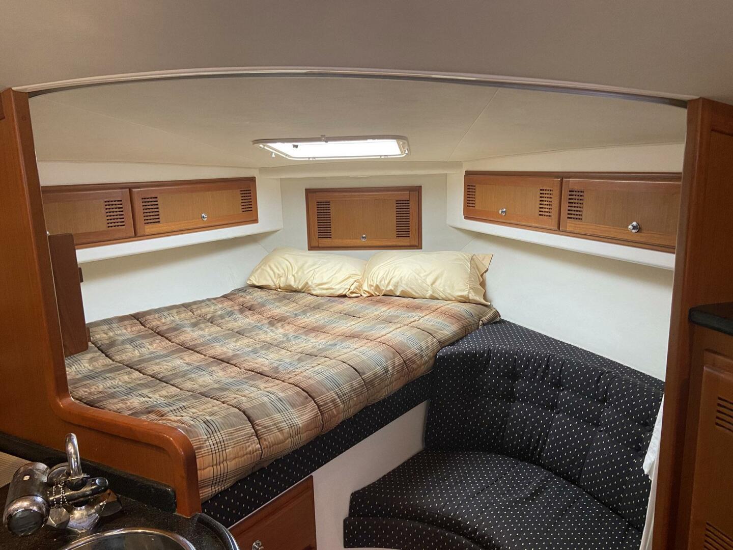 Dream Weaver 35ft Cabo Yacht For Sale