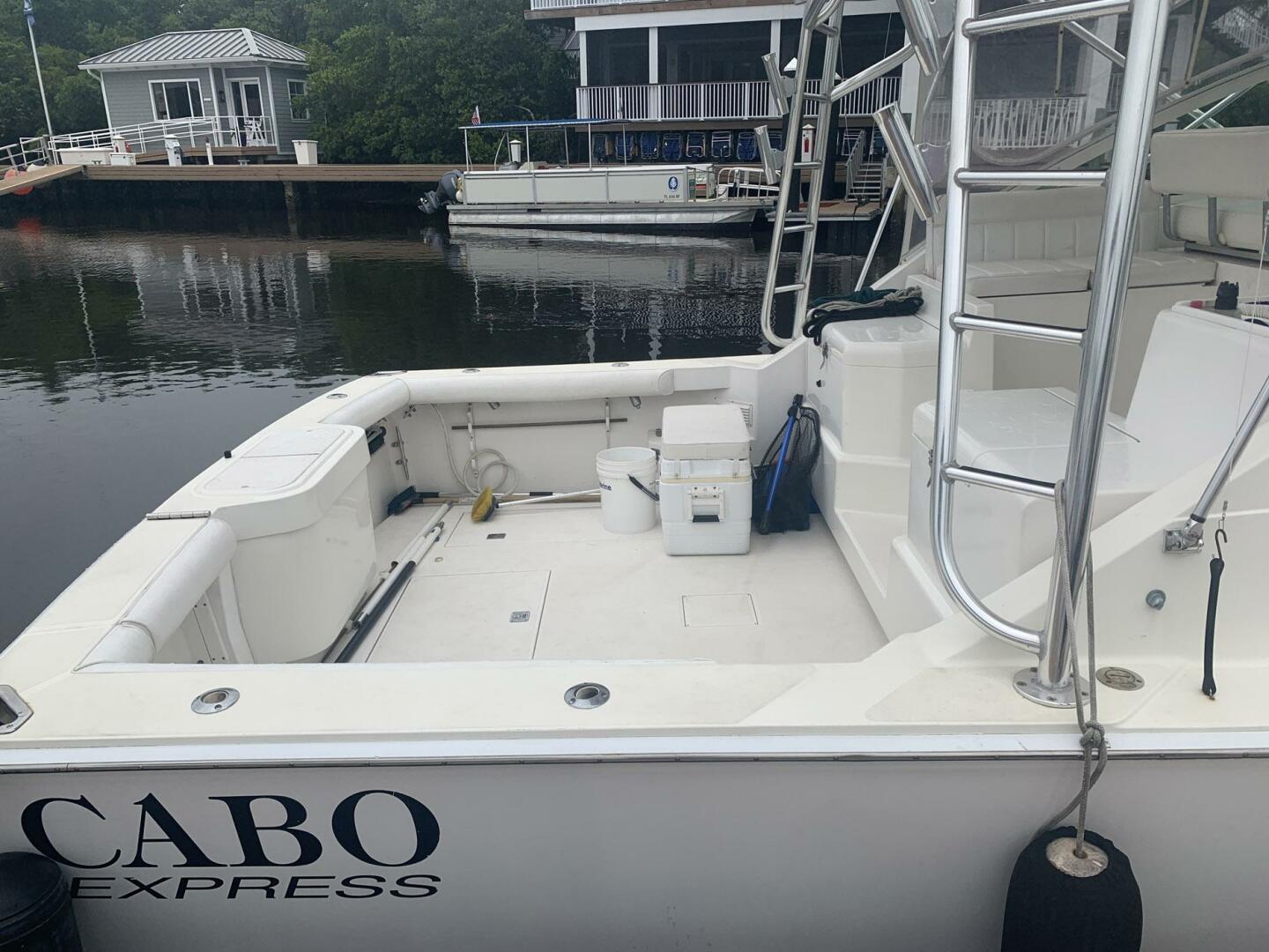 Dream Weaver 35ft Cabo Yacht For Sale