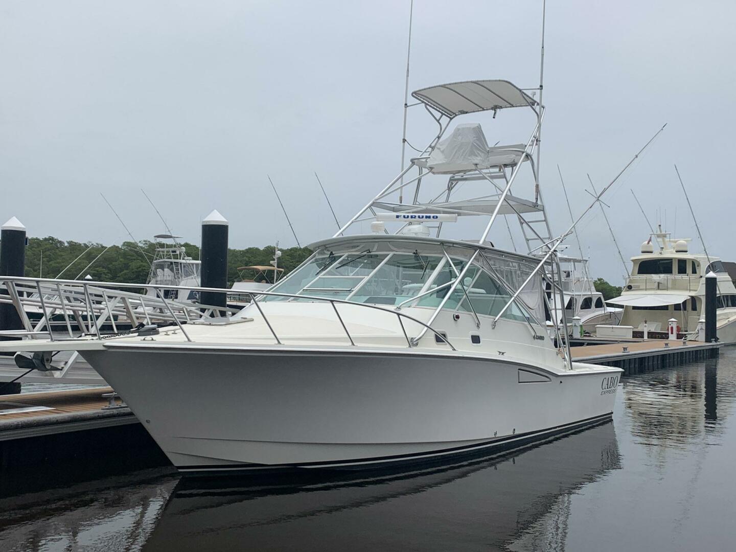 Dream Weaver 35ft Cabo Yacht For Sale