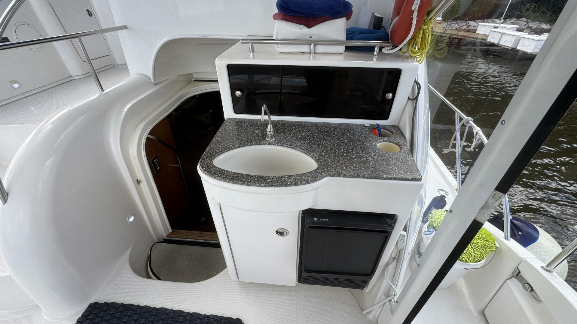 Jolly Roger Too 47ft Meridian Yacht For Sale
