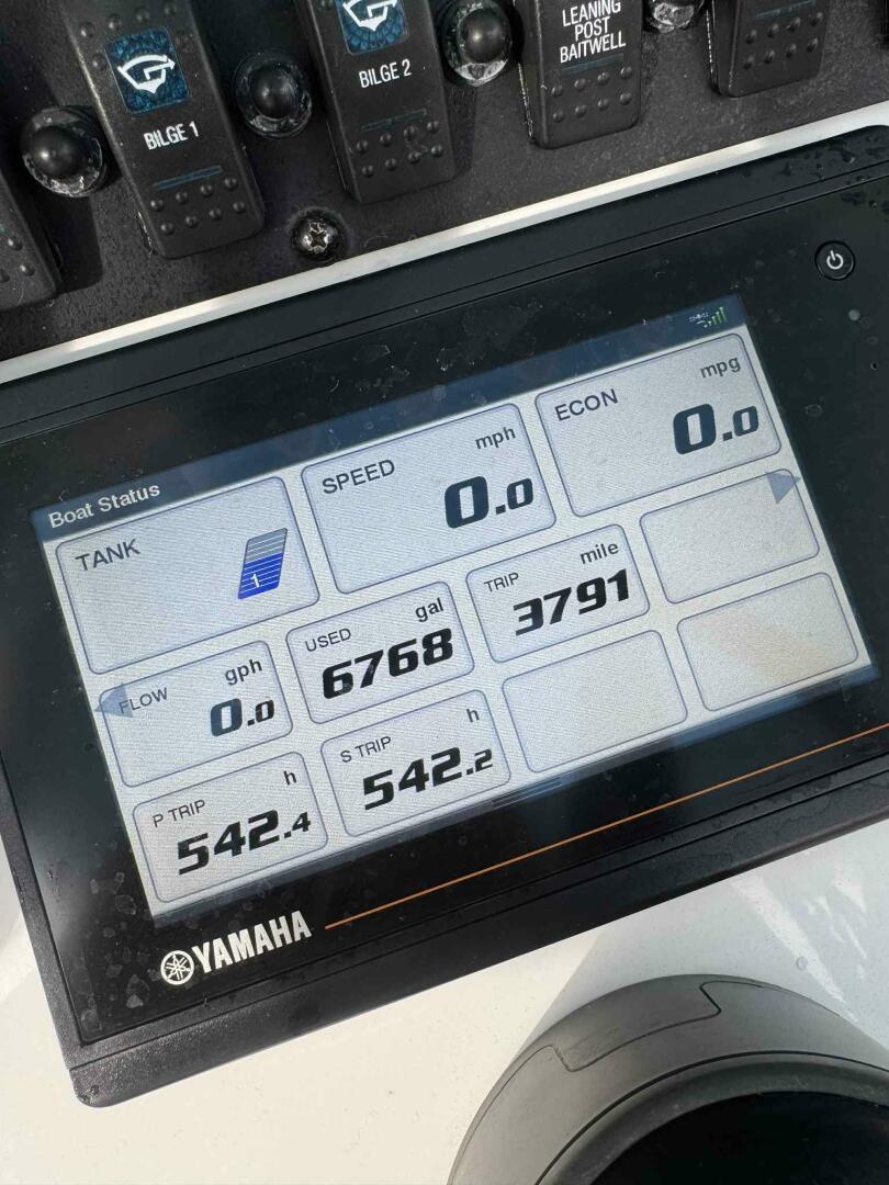 Just A Few Friends II 30ft Sea Hunt Yacht For Sale