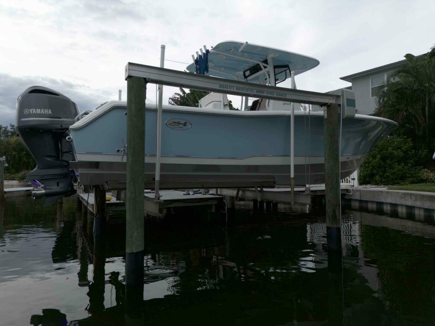 Just A Few Friends II 30ft Sea Hunt Yacht For Sale
