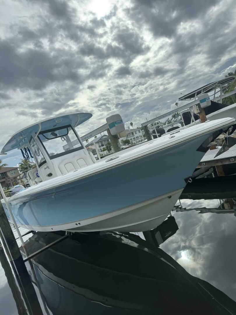 Just A Few Friends II 30ft Sea Hunt Yacht For Sale