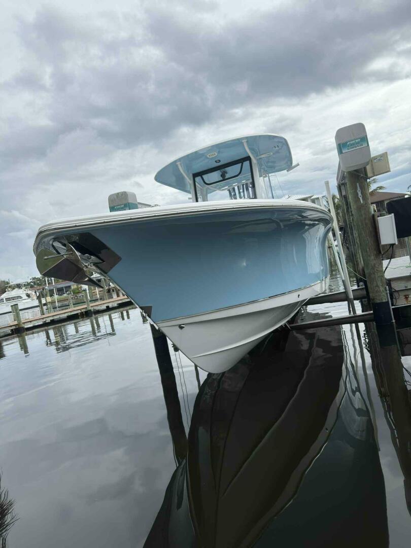 Just A Few Friends II 30ft Sea Hunt Yacht For Sale