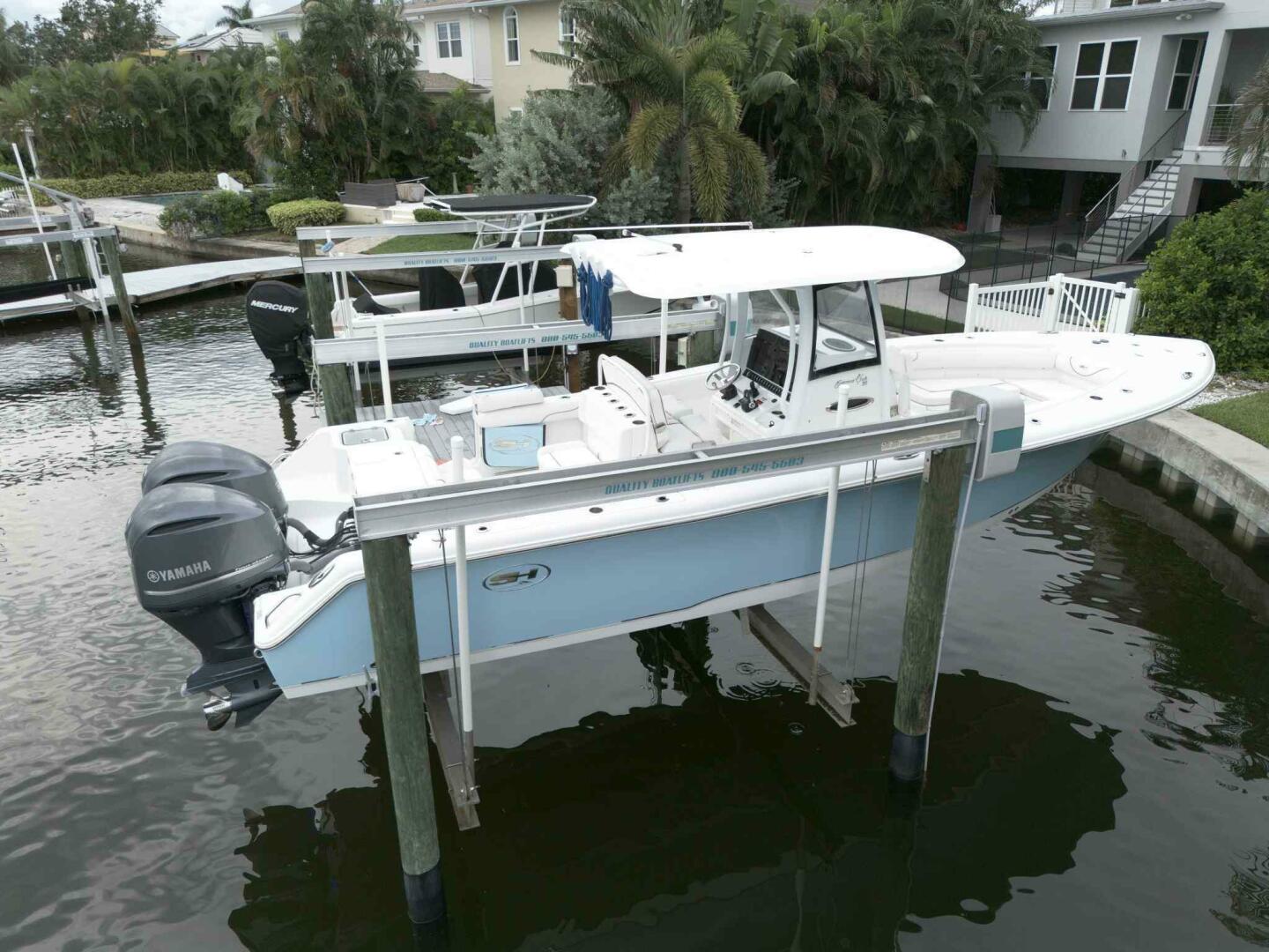 Just A Few Friends II 30ft Sea Hunt Yacht For Sale