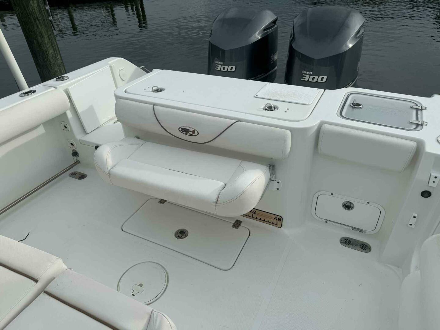 Just A Few Friends II 30ft Sea Hunt Yacht For Sale