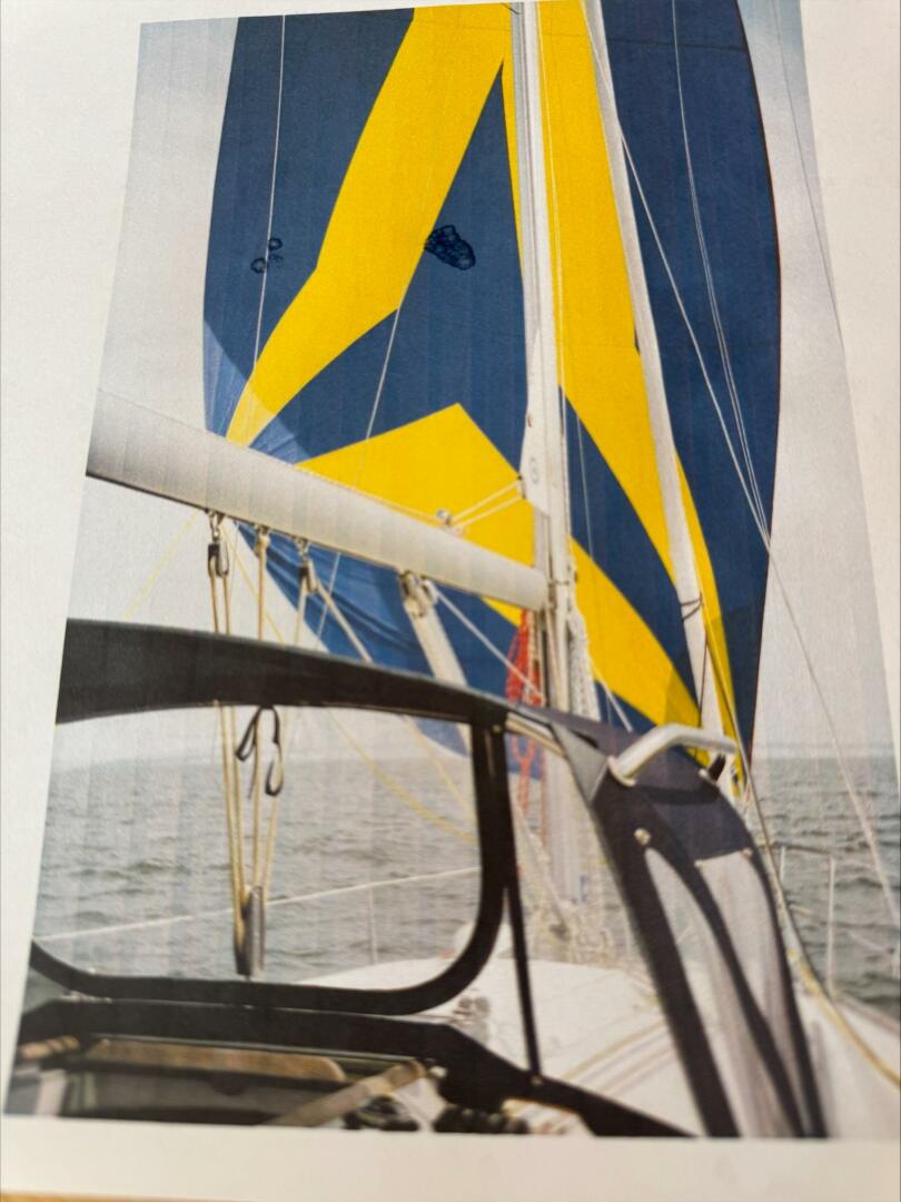 Cool Breeze 33ft Beneteau Yacht For Sale