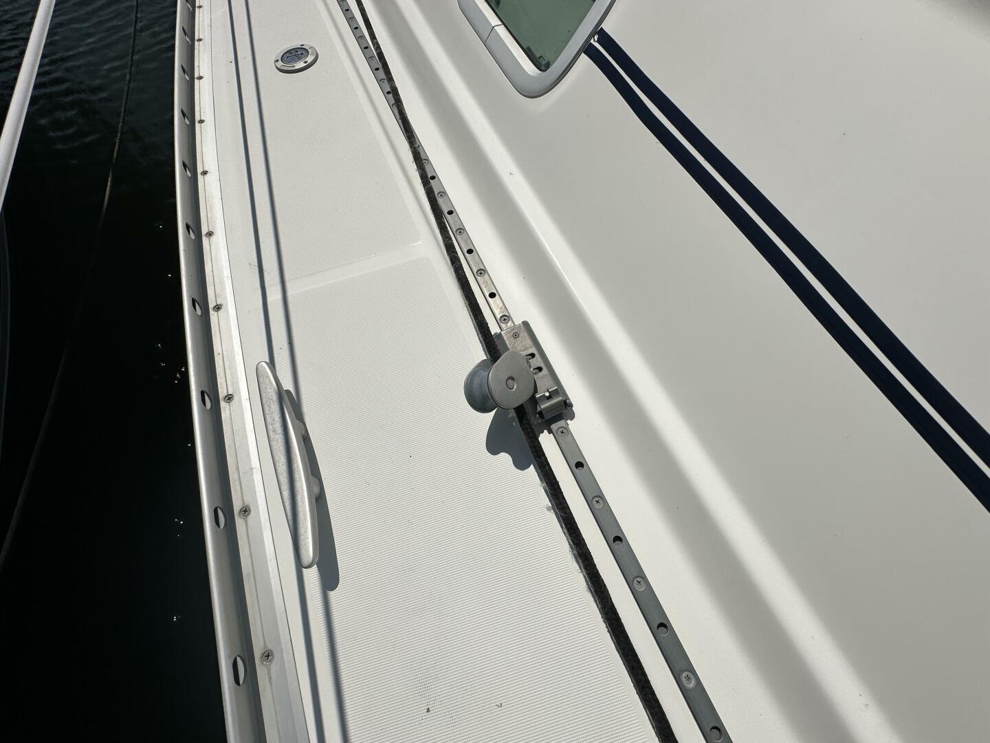 Cool Breeze 33ft Beneteau Yacht For Sale