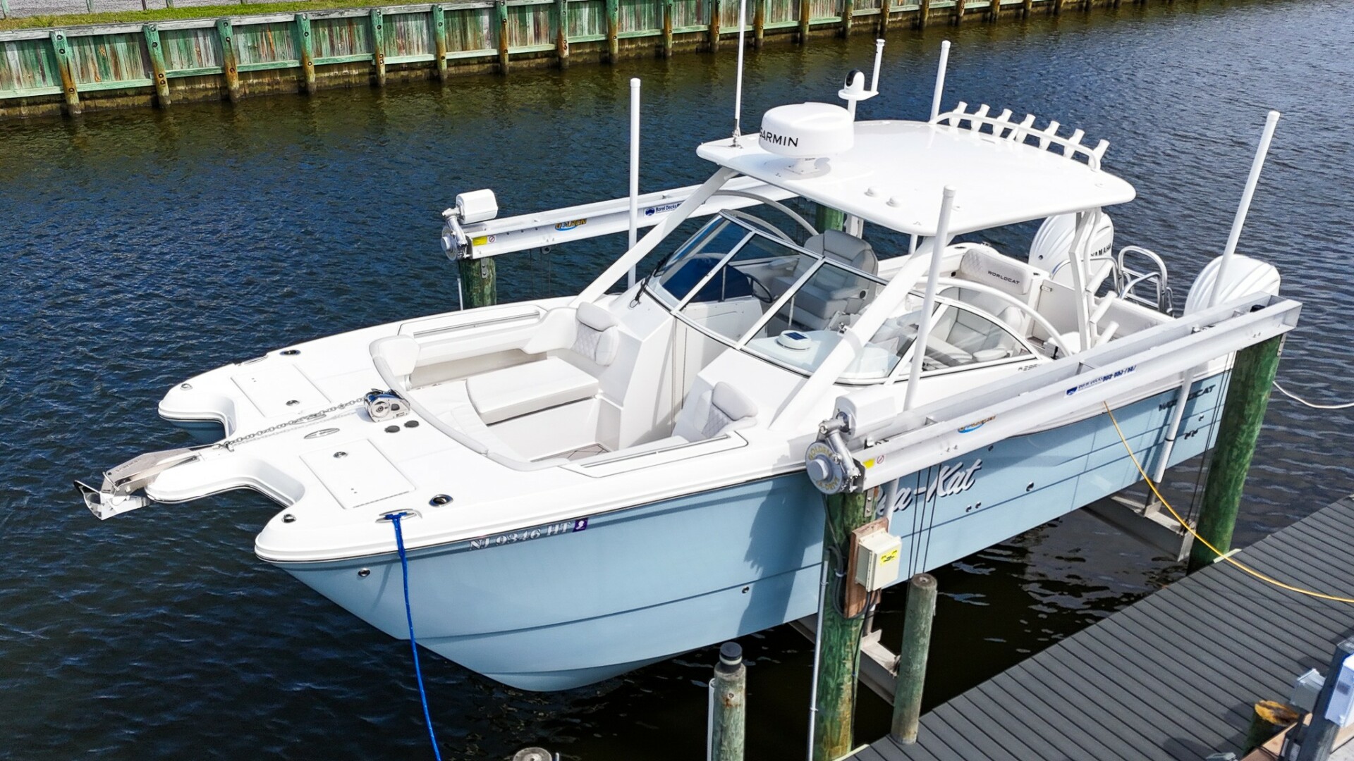 29ft World Cat Yacht For Sale