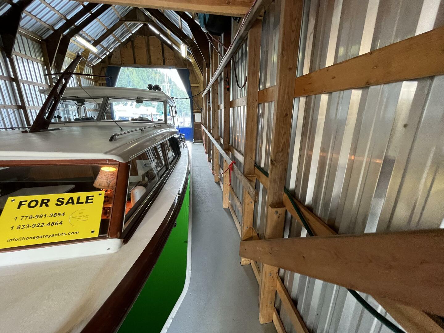 38ft Custom Yacht For Sale