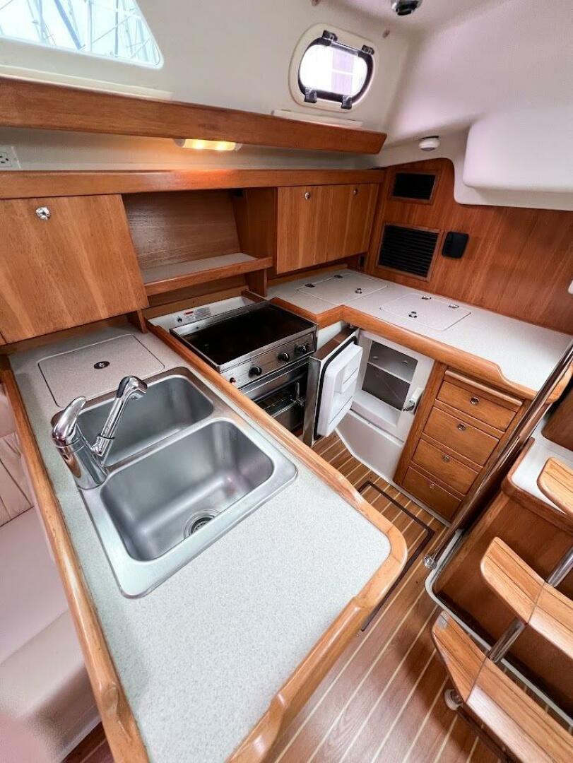 Just Cause 36ft Catalina Yacht For Sale