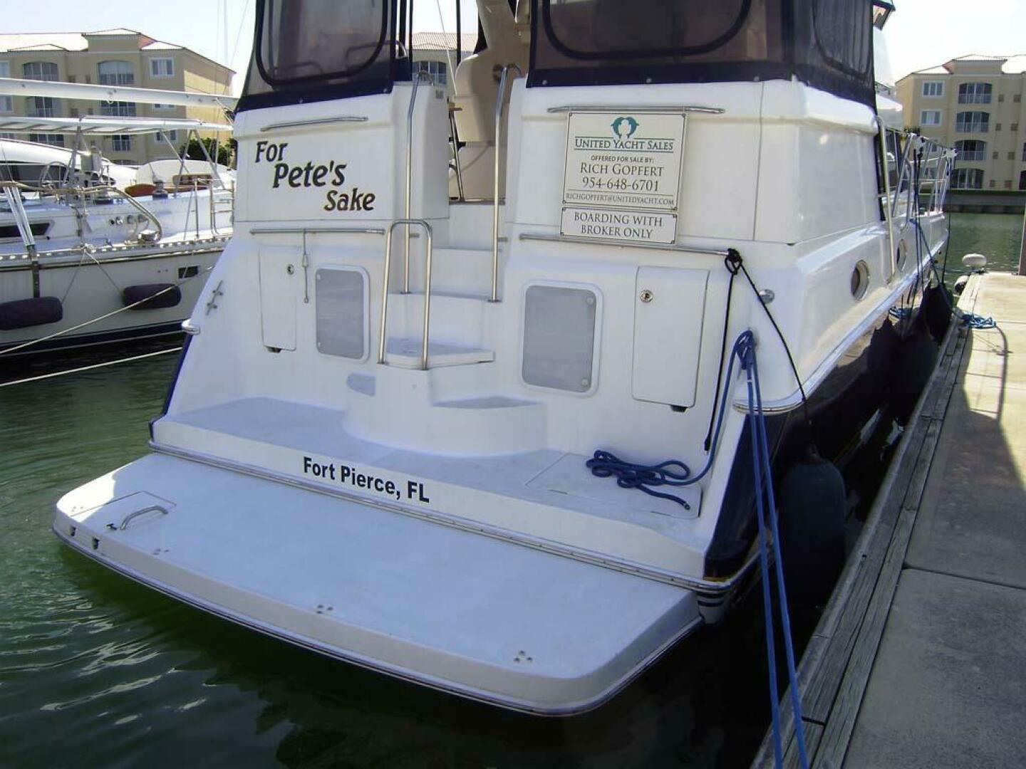 DUNAC S MINNI CONN III 42ft Silverton Yacht For Sale