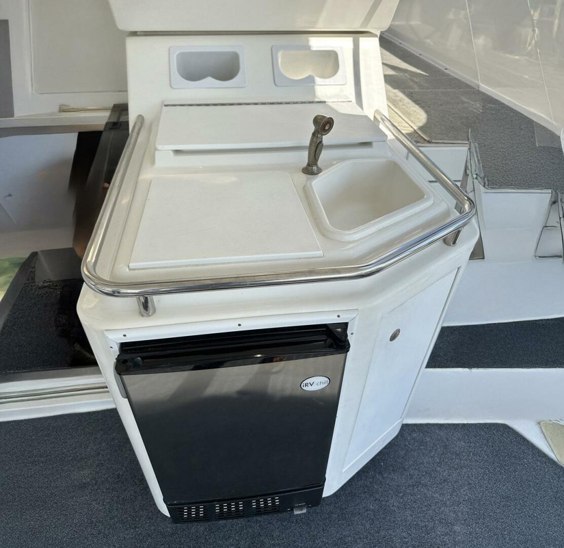 DUNAC S MINNI CONN III 42ft Silverton Yacht For Sale DUNAC S MINNI CONN III 42ft Silverton Yacht For Sale