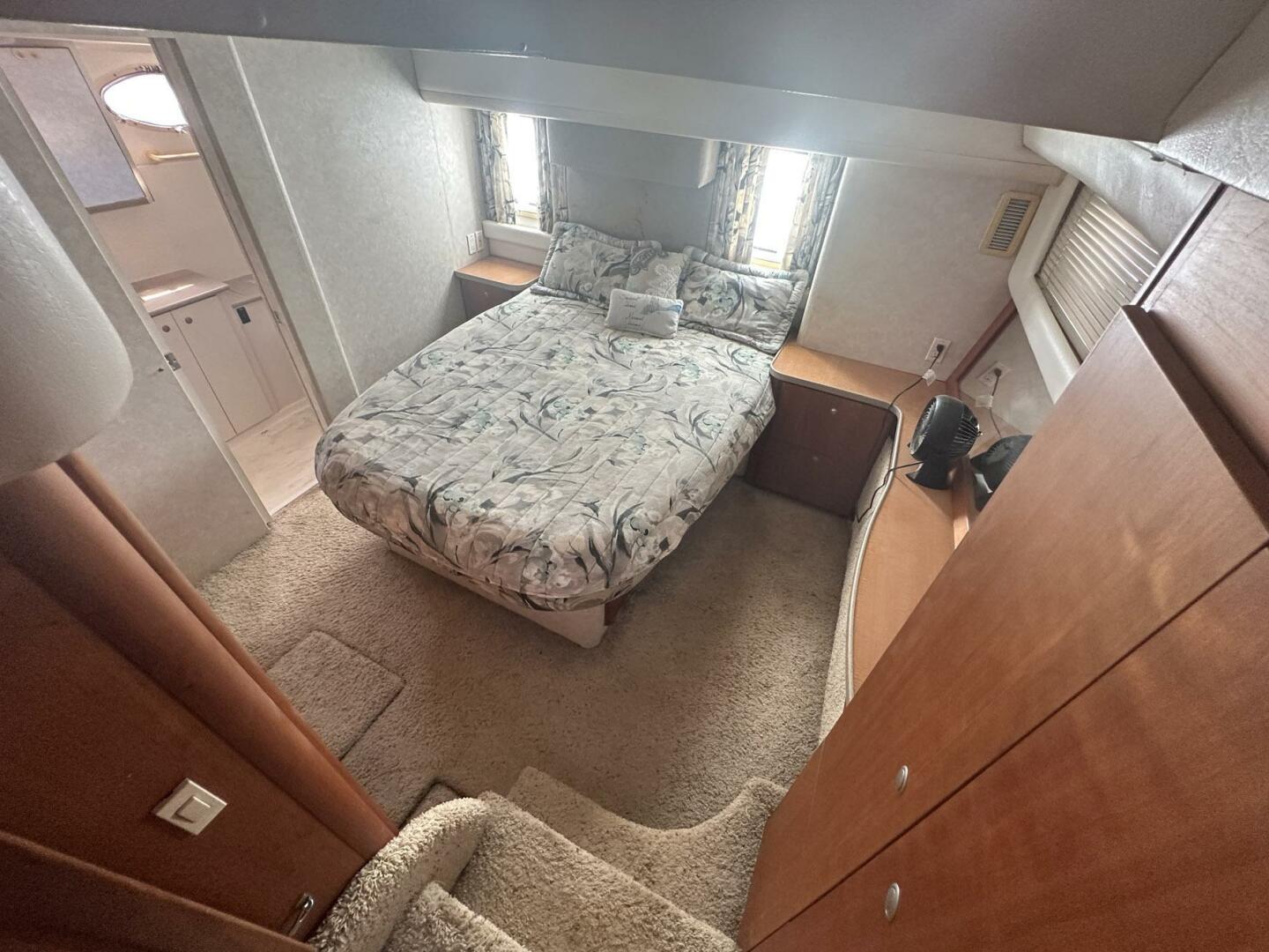 DUNAC S MINNI CONN III 42ft Silverton Yacht For Sale DUNAC S MINNI CONN III 42ft Silverton Yacht For Sale