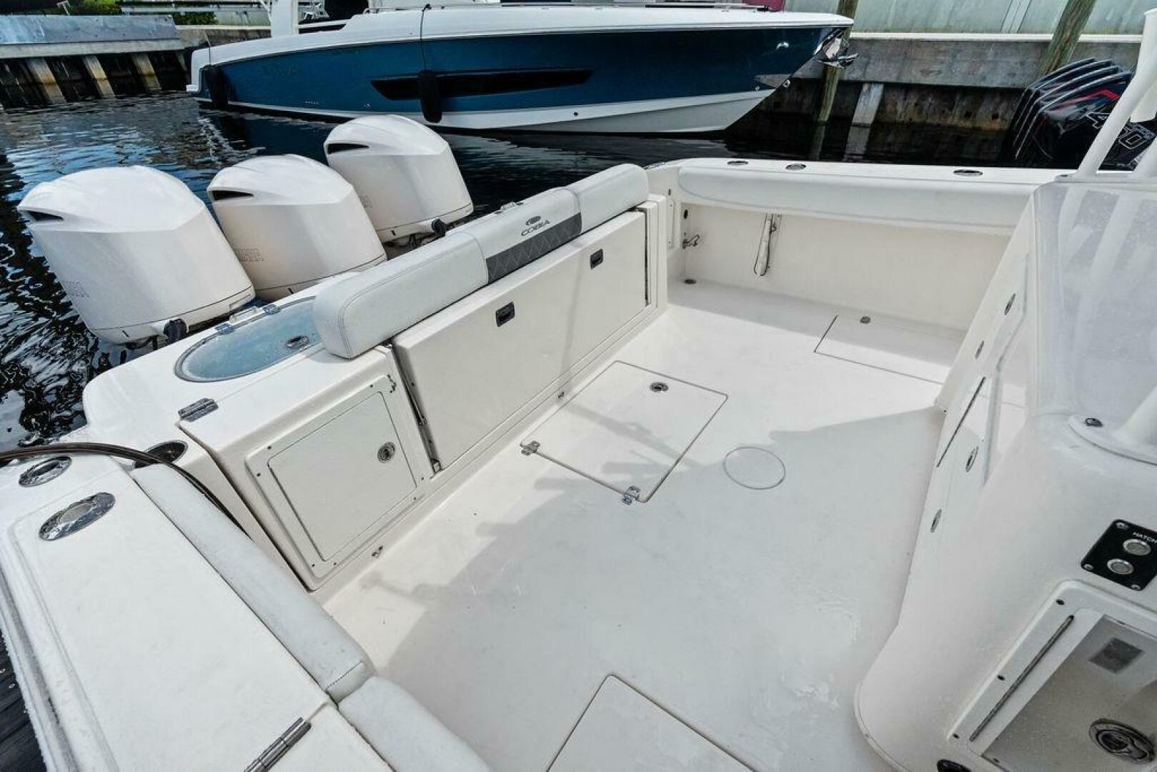 35ft Cobia Yacht For Sale