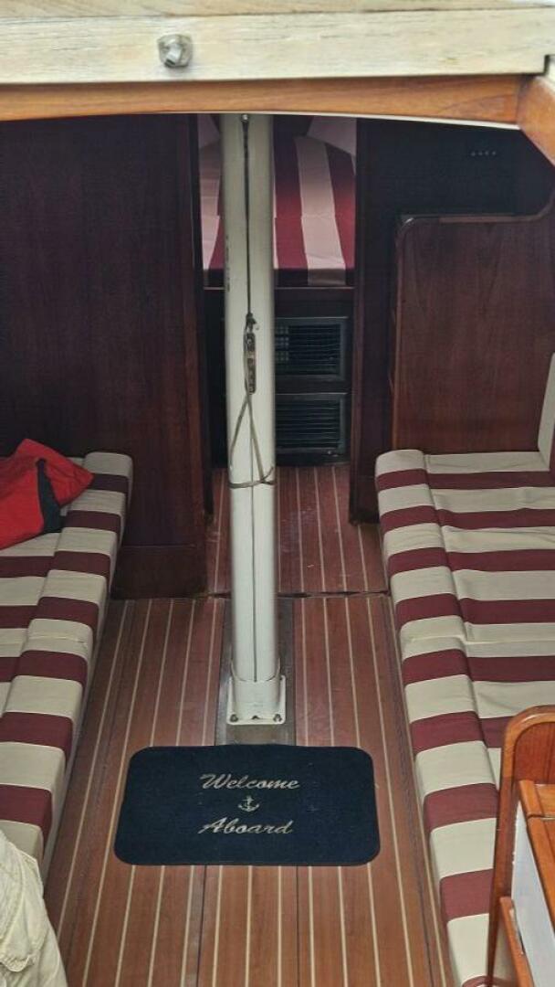 34ft Peterson Yacht For Sale