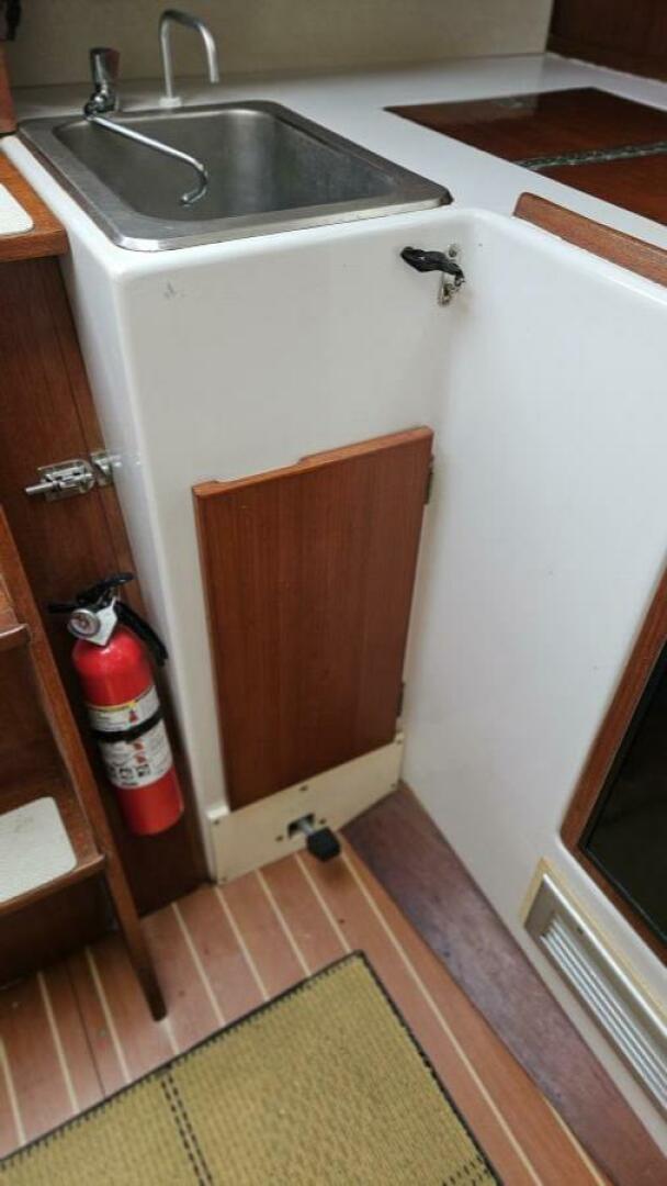34ft Peterson Yacht For Sale