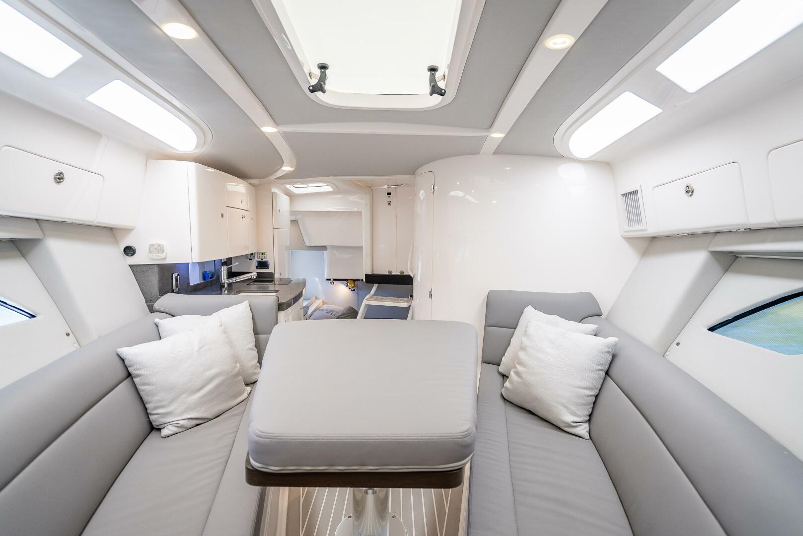 40ft Intrepid Yacht For Sale
