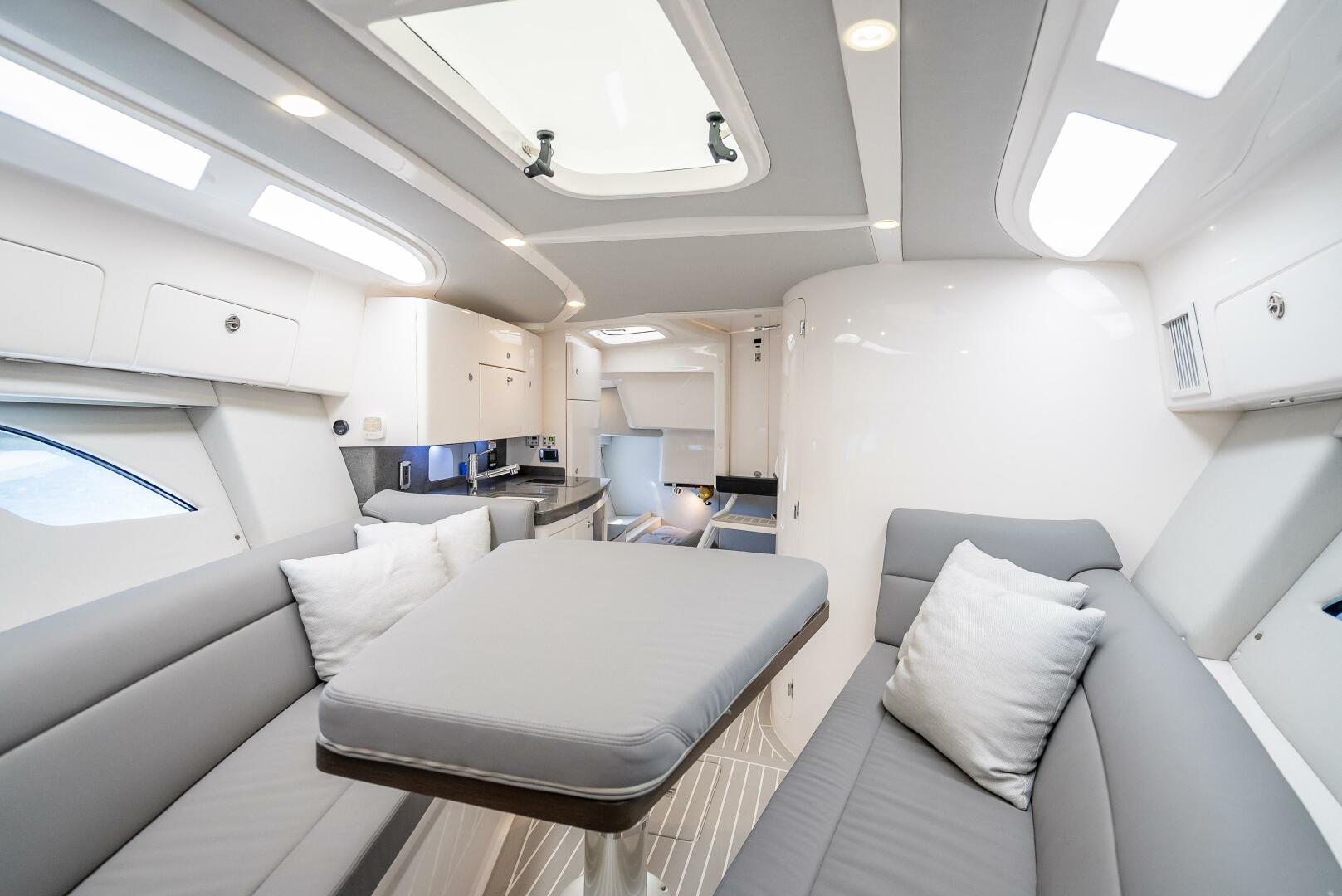 40ft Intrepid Yacht For Sale