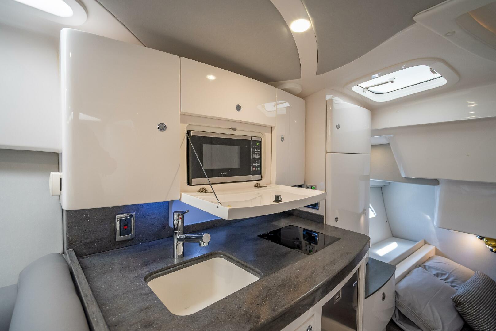 40ft Intrepid Yacht For Sale