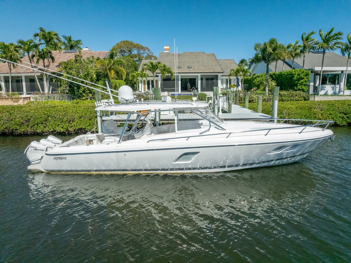 40ft Intrepid Yacht For Sale