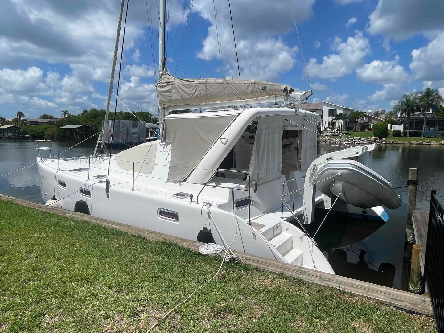 ENDLESS SUMMER 40ft Admiral Yacht For Sale