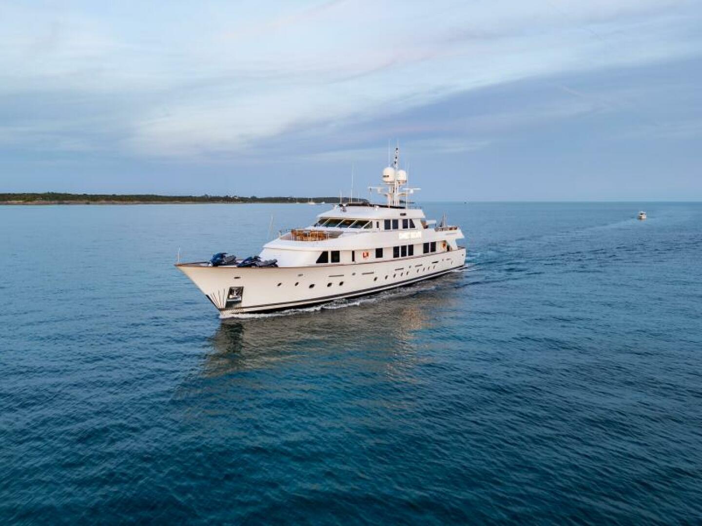 SWEET ESCAPE 130ft Christensen Yacht For Sale