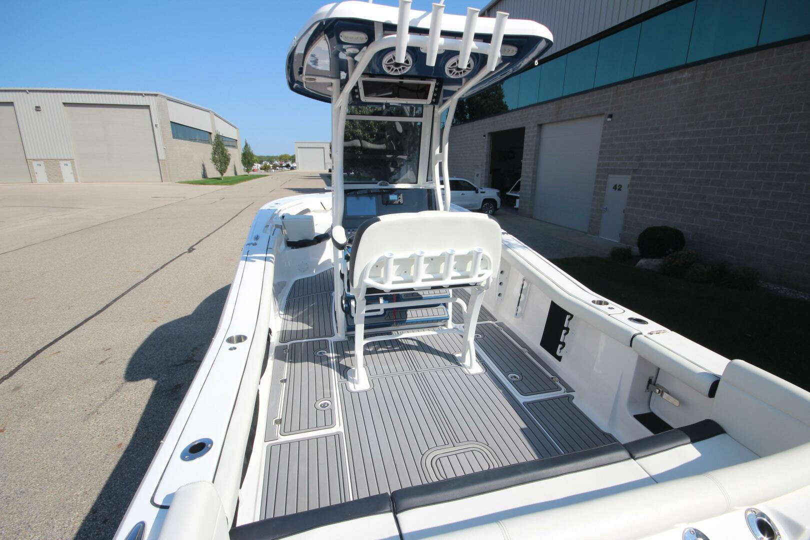 27ft Tidewater Yacht For Sale