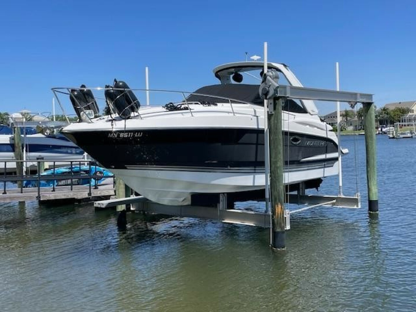 295 30ft Monterey Yacht For Sale